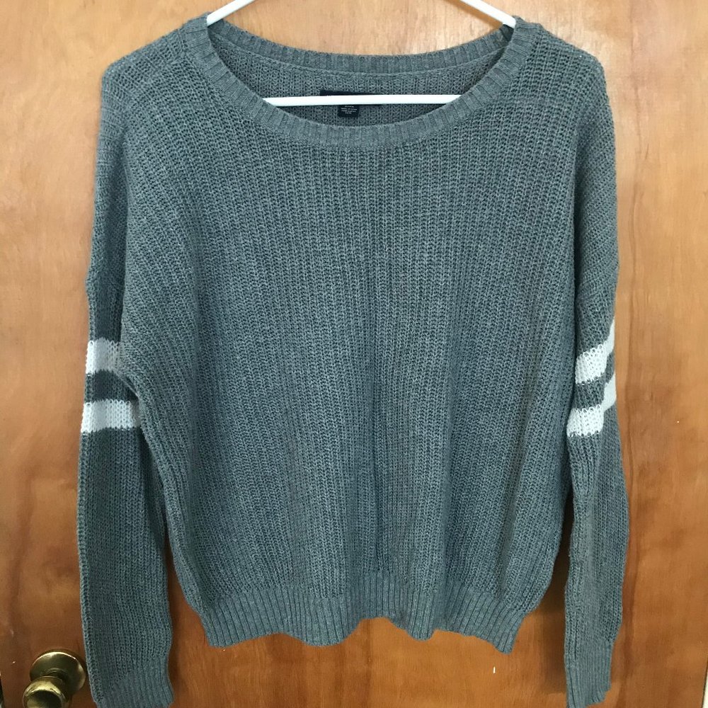 American Eagle Gray Sweater